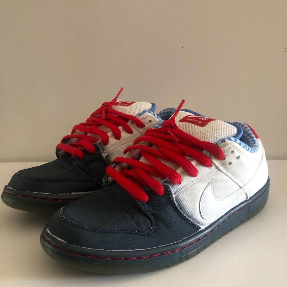 Size 8 Nike SB Dunk Low Dorothy Wizard of Oz